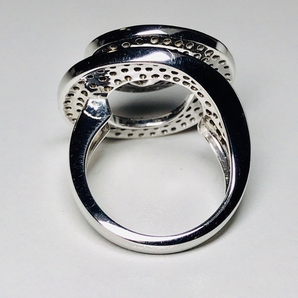 ⭐️HOST PICK⭐️ MACYS Black & White Diamonds 14KT Gold Spiral Ring - Picture 5 of 12